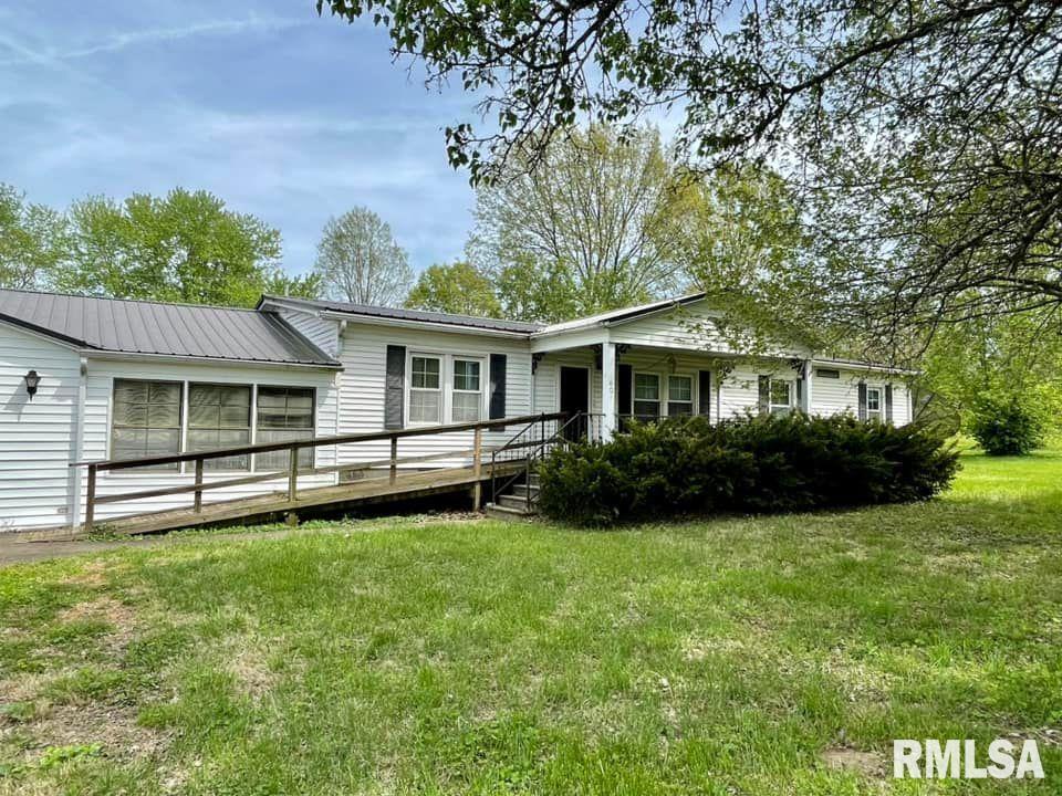 601 7th St., Karnak, IL 62956