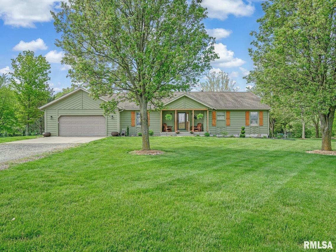 4832 Cedar Point Ln., Pinckneyville, IL 62274