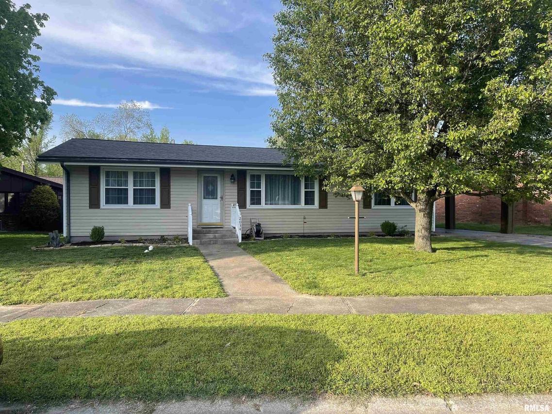 2034 Hamilton St., Murphysboro, IL 62966