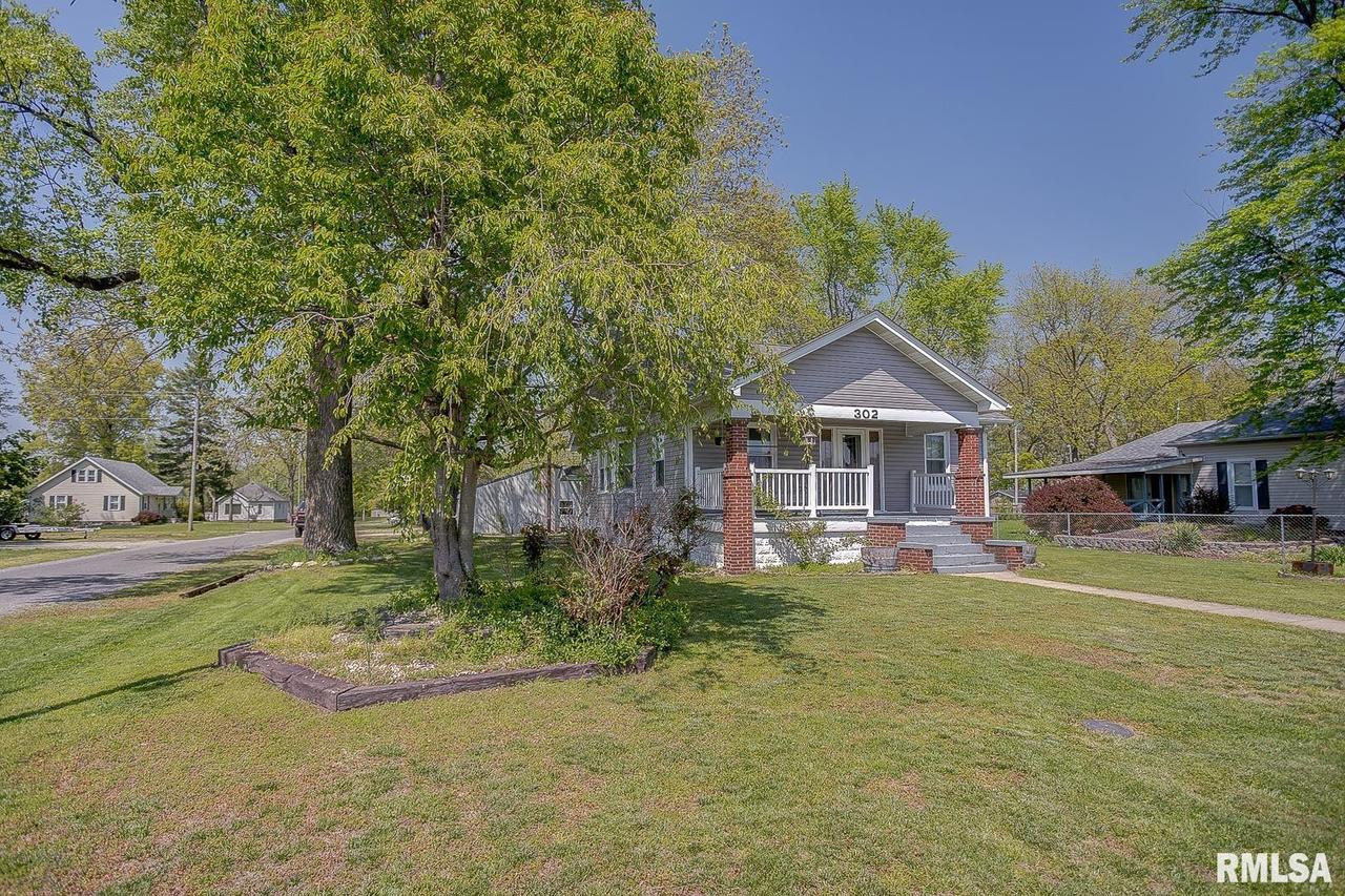 302 Front St., Shattuc, IL 62231