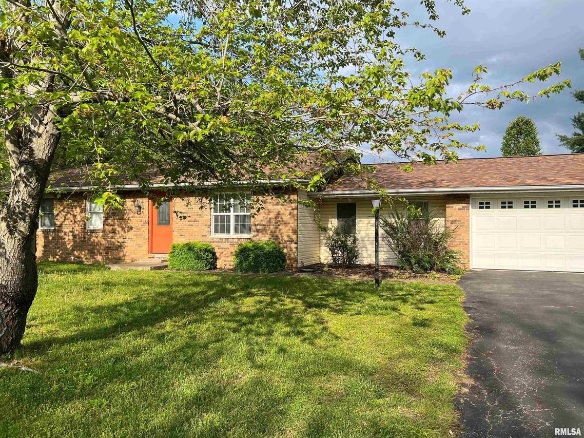 138 Maes Rd., Murphysboro, IL 62966