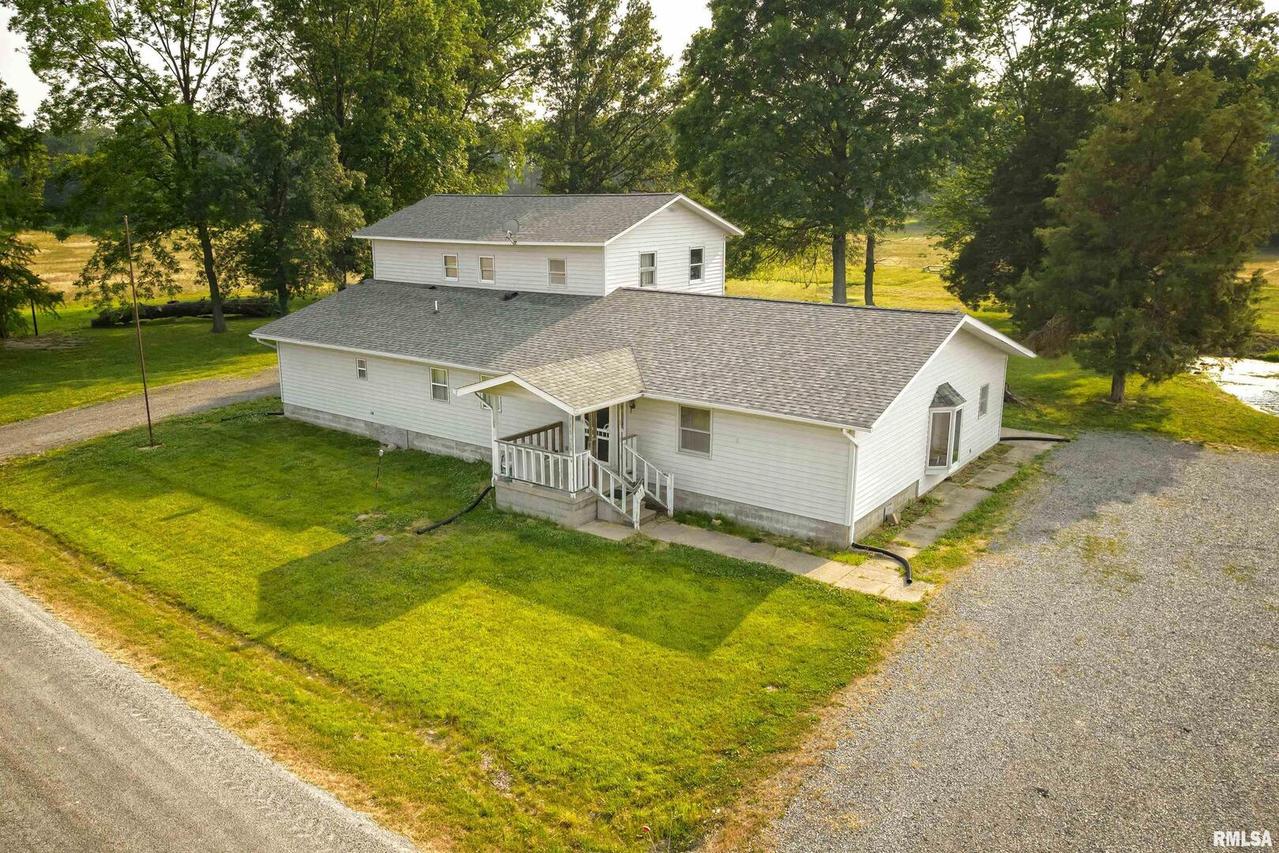 7773 Bolen Store Rd., Thompsonville, IL 62890