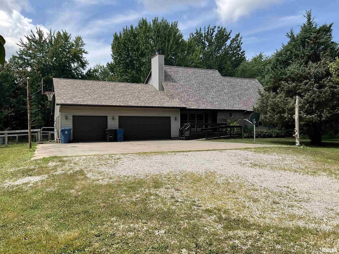 15143 E Lynchberg Rd., Mt Vernon, IL 62864