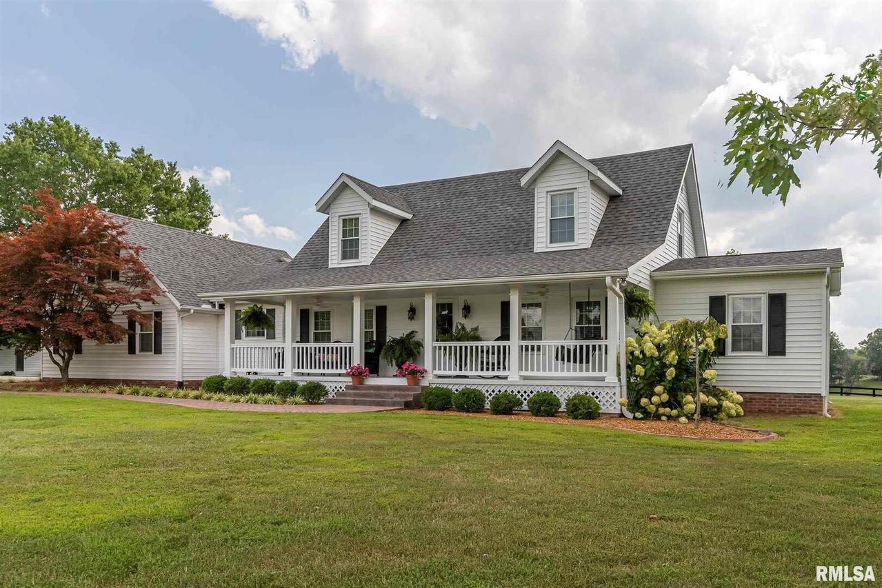 8817 Stonefort Rd., Creal Springs, IL 62922