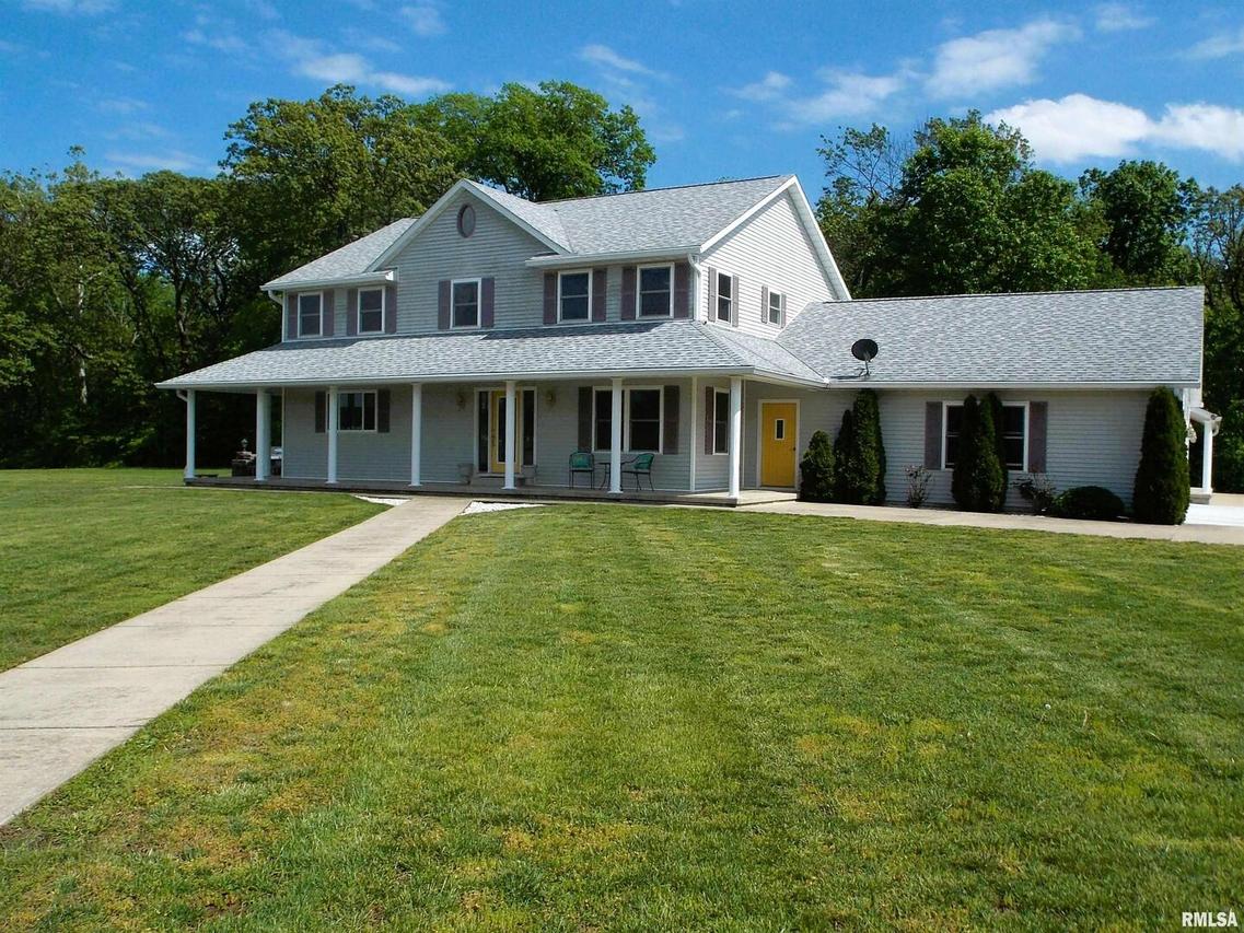 5602 Marshall Creek Rd., Odin, IL 62872