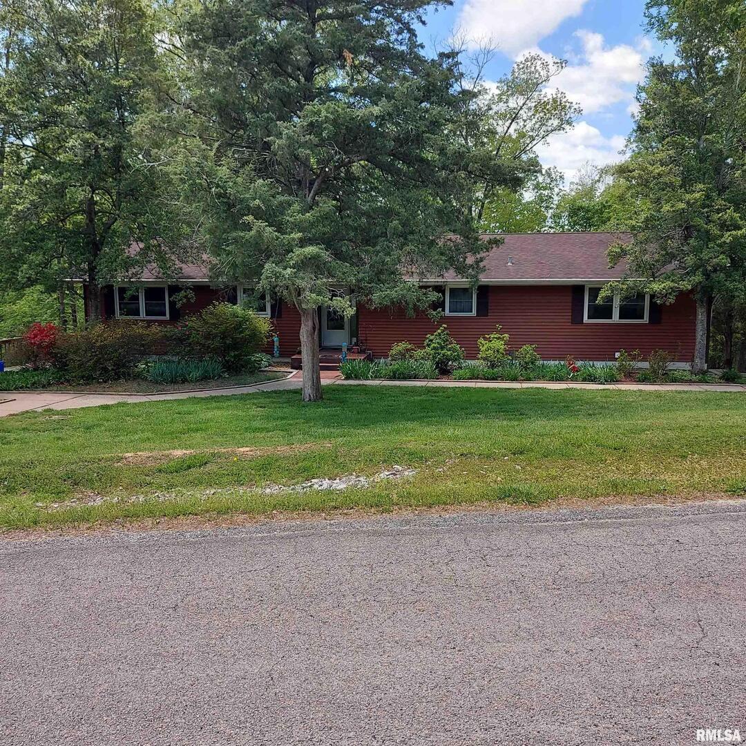 720 Lakeview Dr., Creal Springs, IL 62922