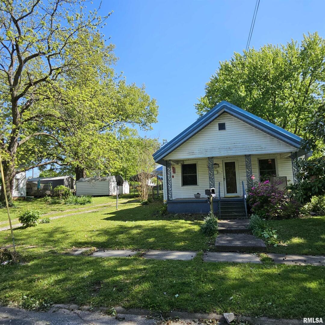 1859 Roosevelt Ave., Eldorado, IL