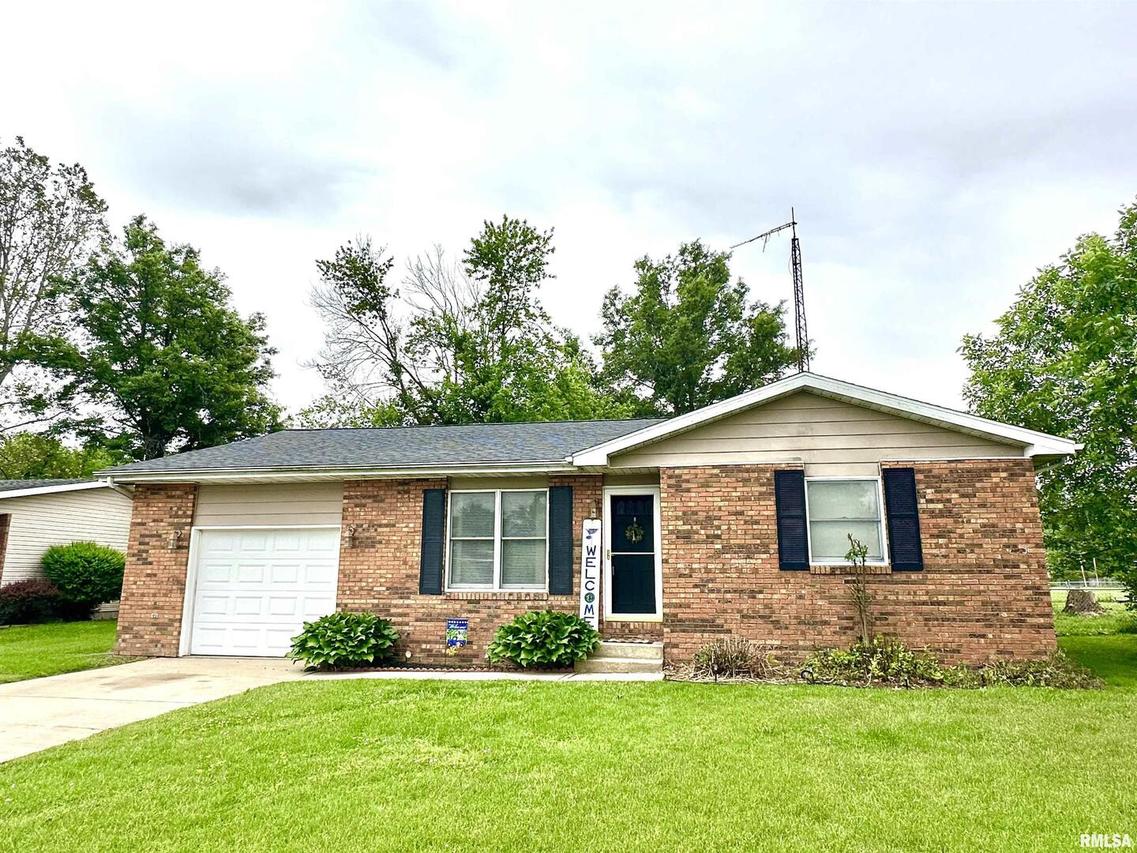 10 Edgebrook Ln., Centralia, IL 62801