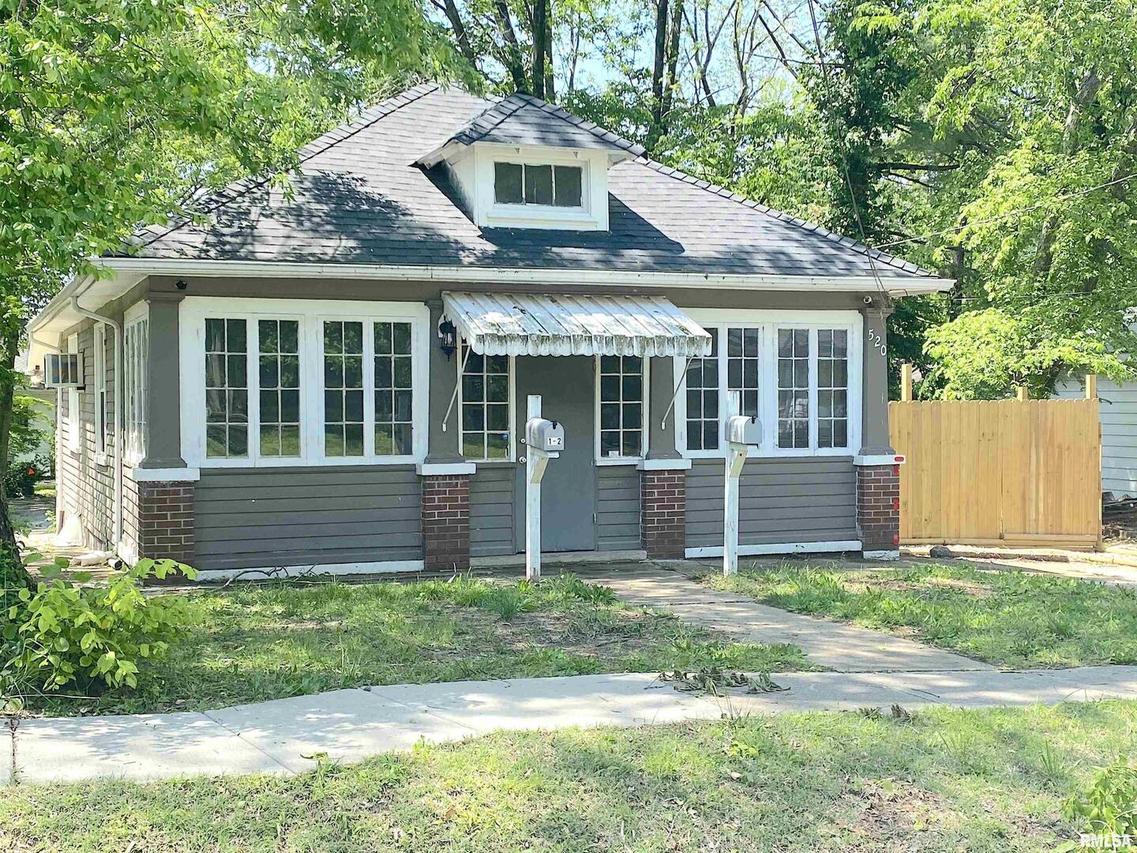 520 N Allyn St., Carbondale, IL 62901