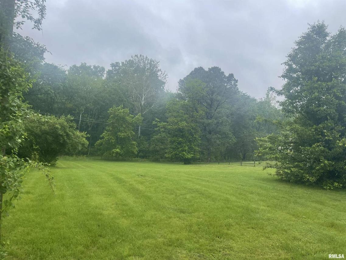 15 Edgewood Rd., Mt Vernon, IL 62864