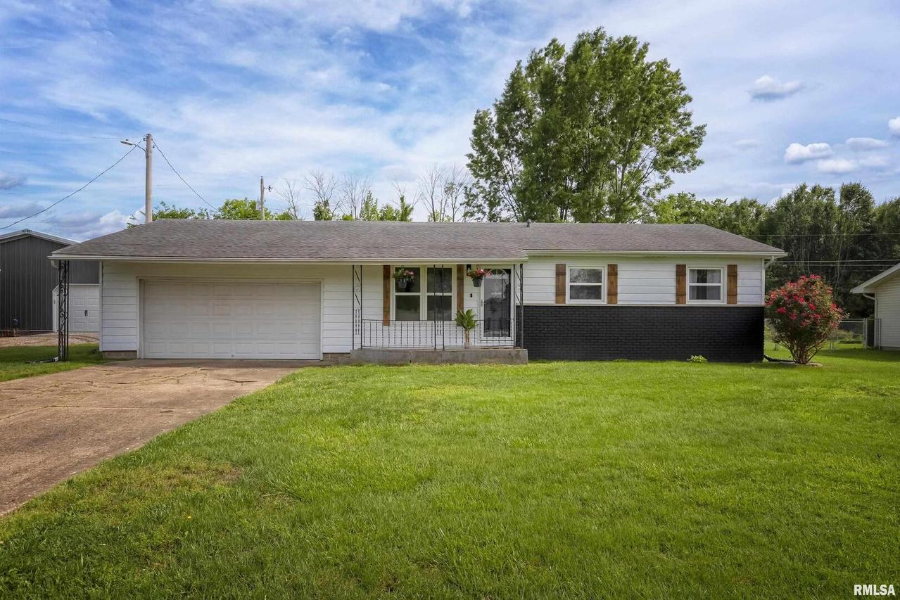 2207 Michelle Dr., Marion, IL 62959