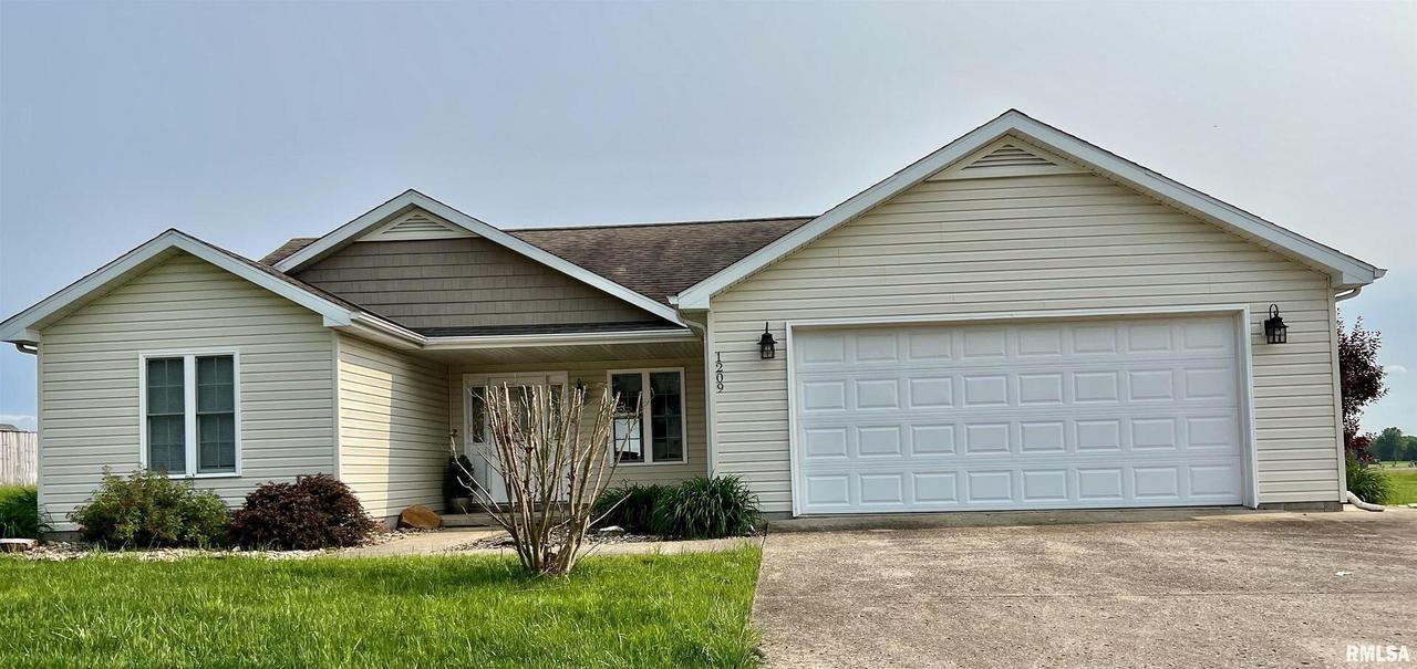 1209 Marion St., Carterville, IL 62918