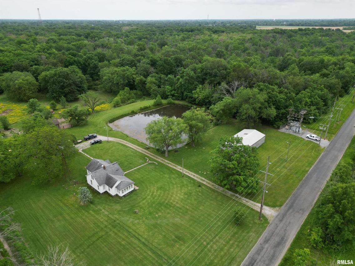 9504 Jolliff Bridge Rd., Centralia, IL 62801