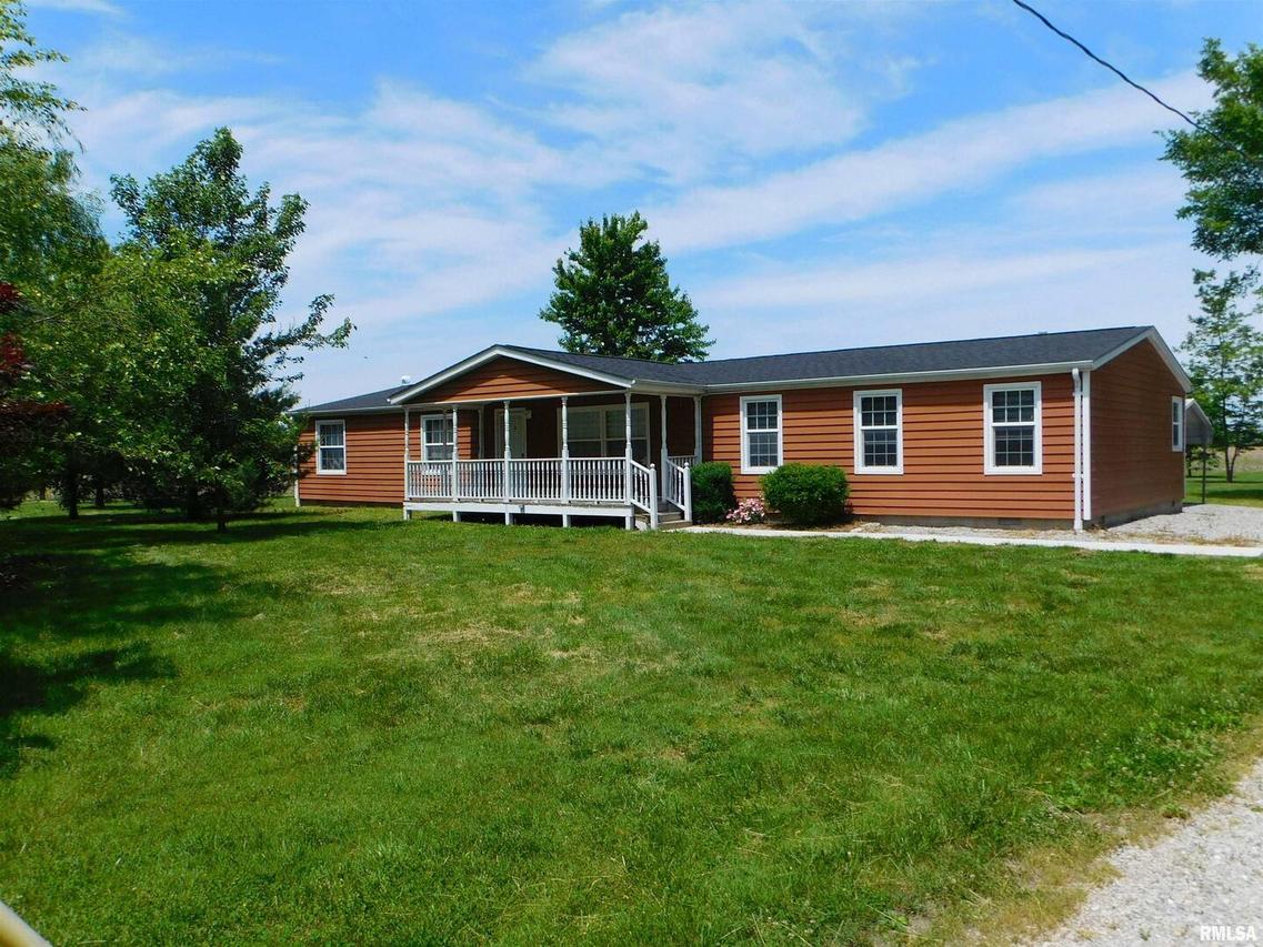 1293 Cedar Creek Dr., Centralia, IL 62801