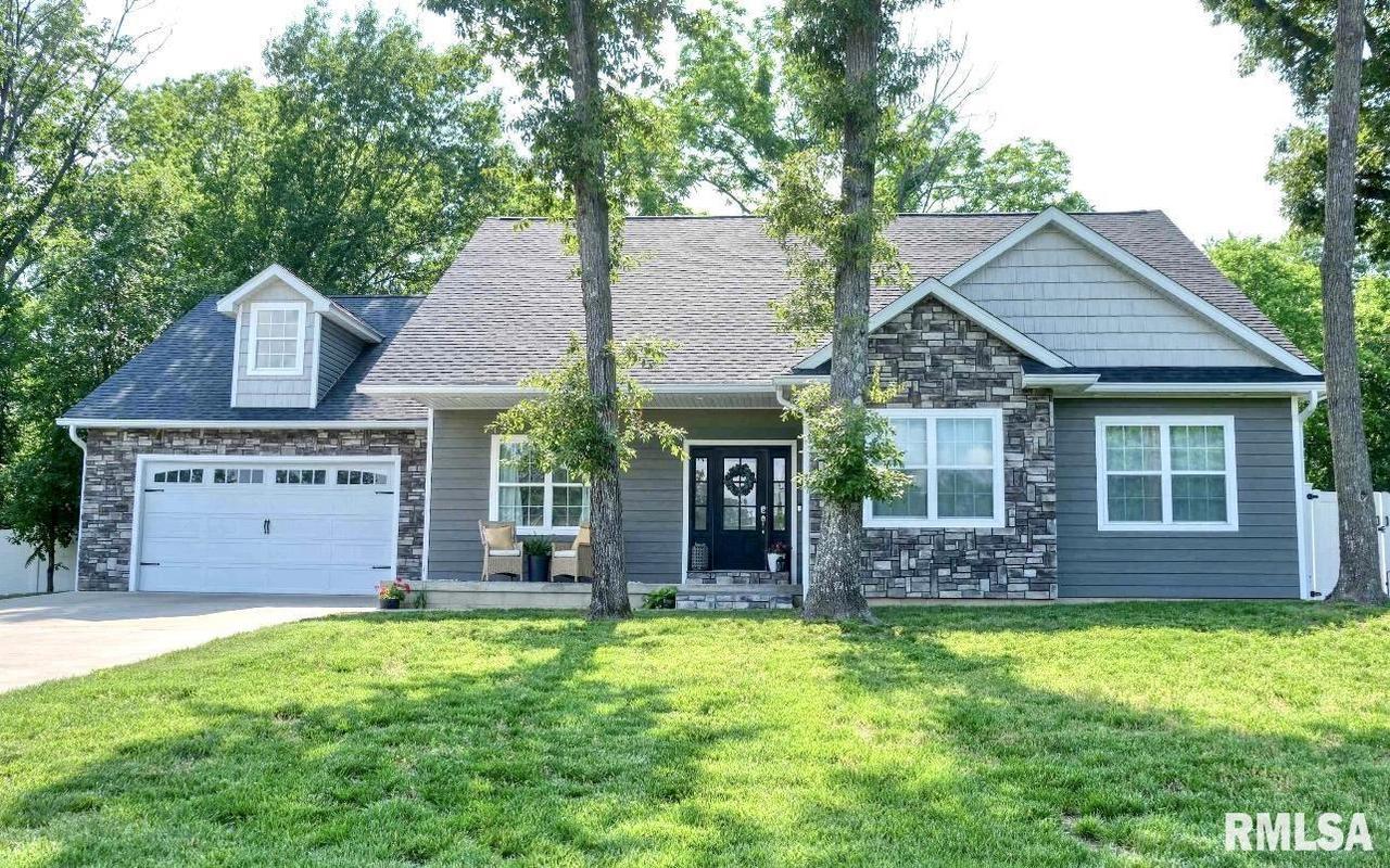 317 Mcvicker Dr., Energy, IL 62933