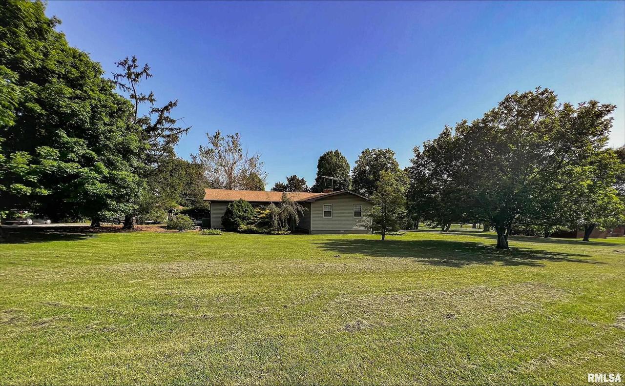 80 Walnut Grove Rd., Harrisburg, IL 62946