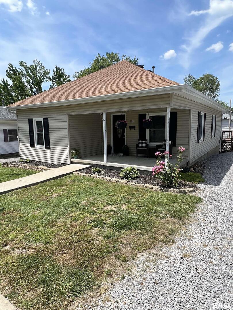 1211 E Elm St., West Frankfort, IL