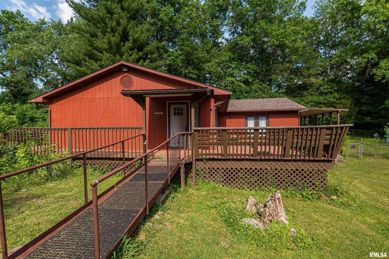 1500 N 17th St., Mt Vernon, IL 62864