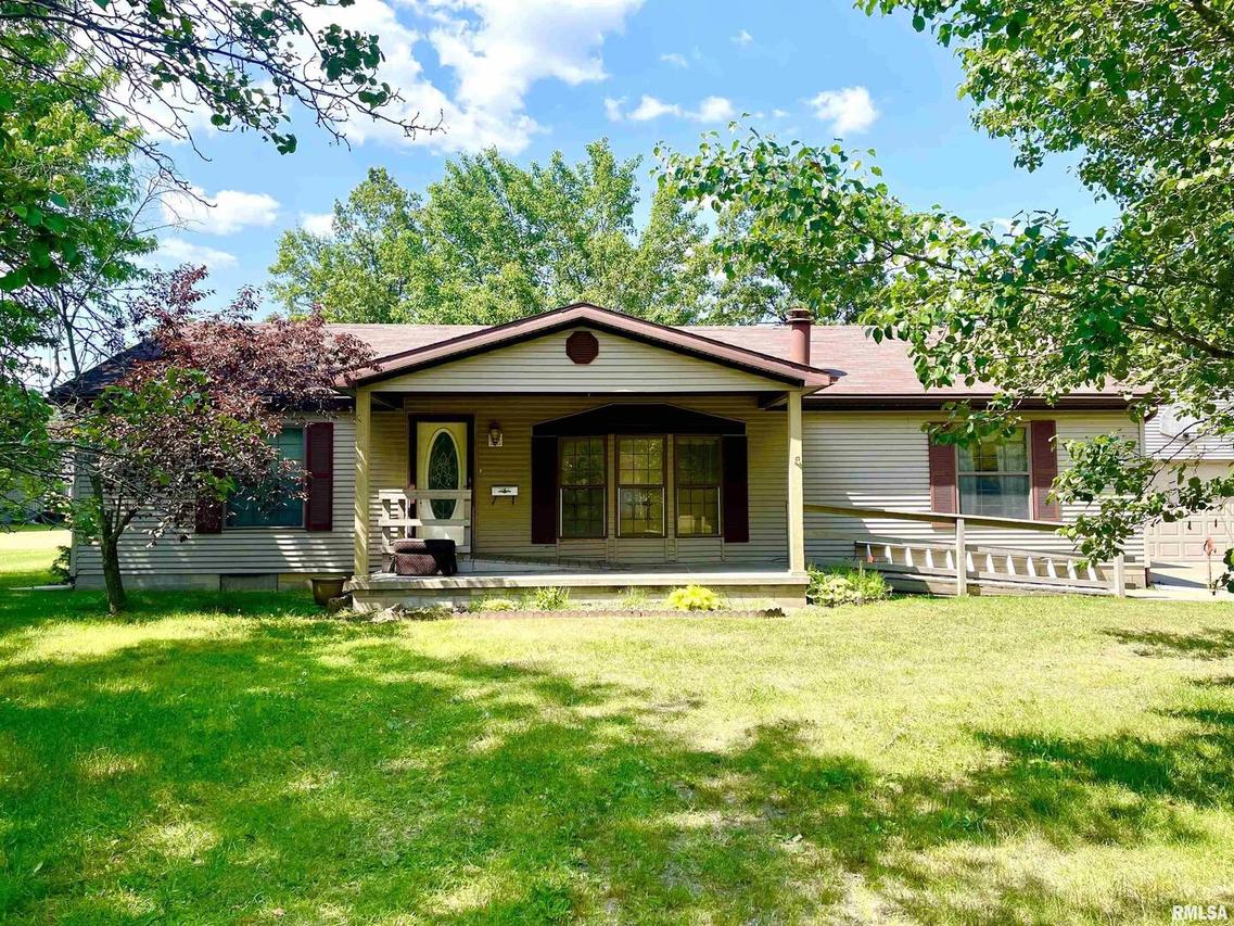 1141 Blakely St., Benton, IL 62812