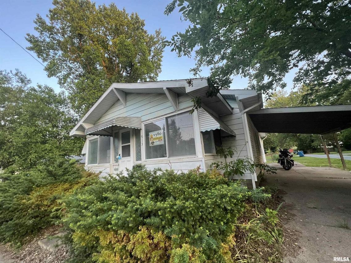 913 Illinois Ave., Murphysboro, IL 62966