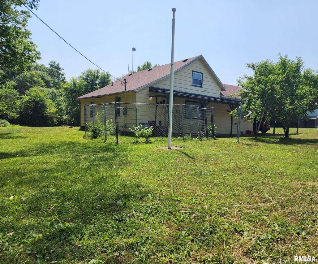 14584 Number 9 Blacktop, West Frankfort, IL 62896