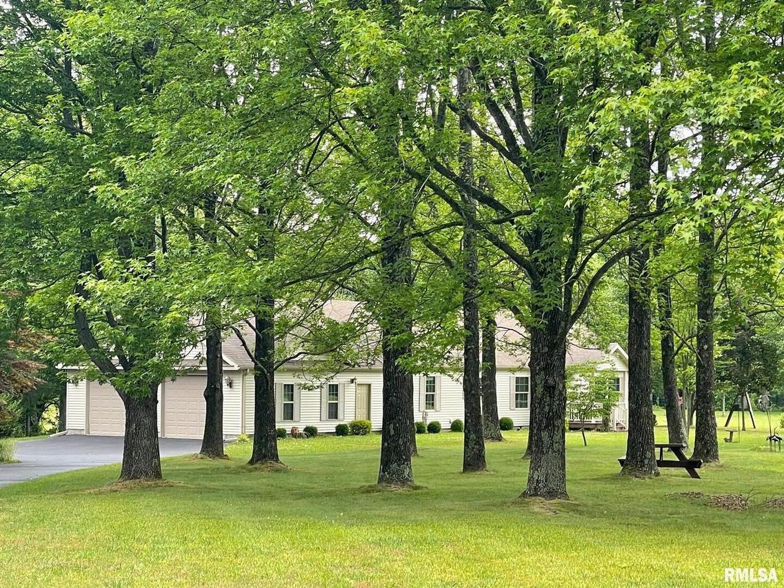 4508 Giant City Rd., Carbondale, IL 62901