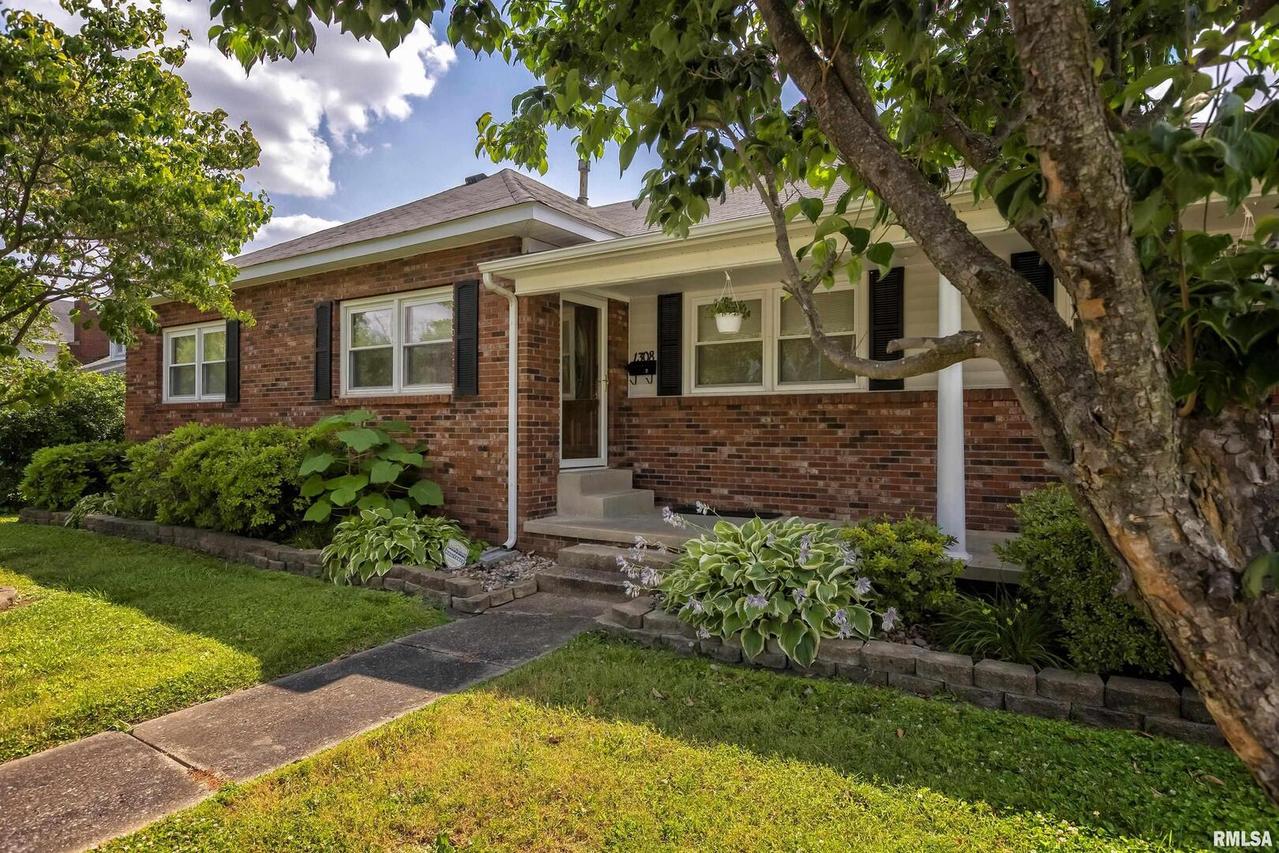 1308 N State St., Marion, IL 62959