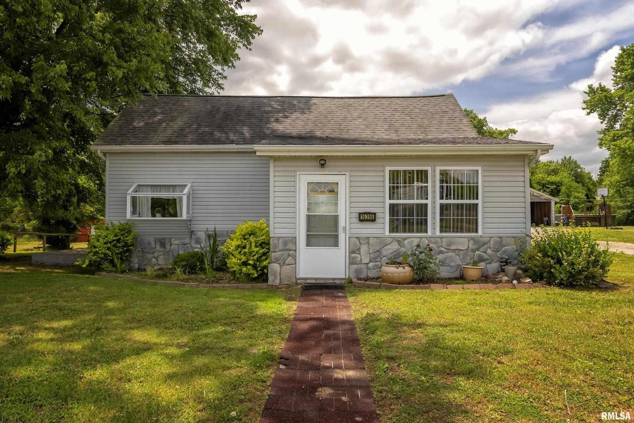 16398 New Dennison Rd., Marion, IL 62959