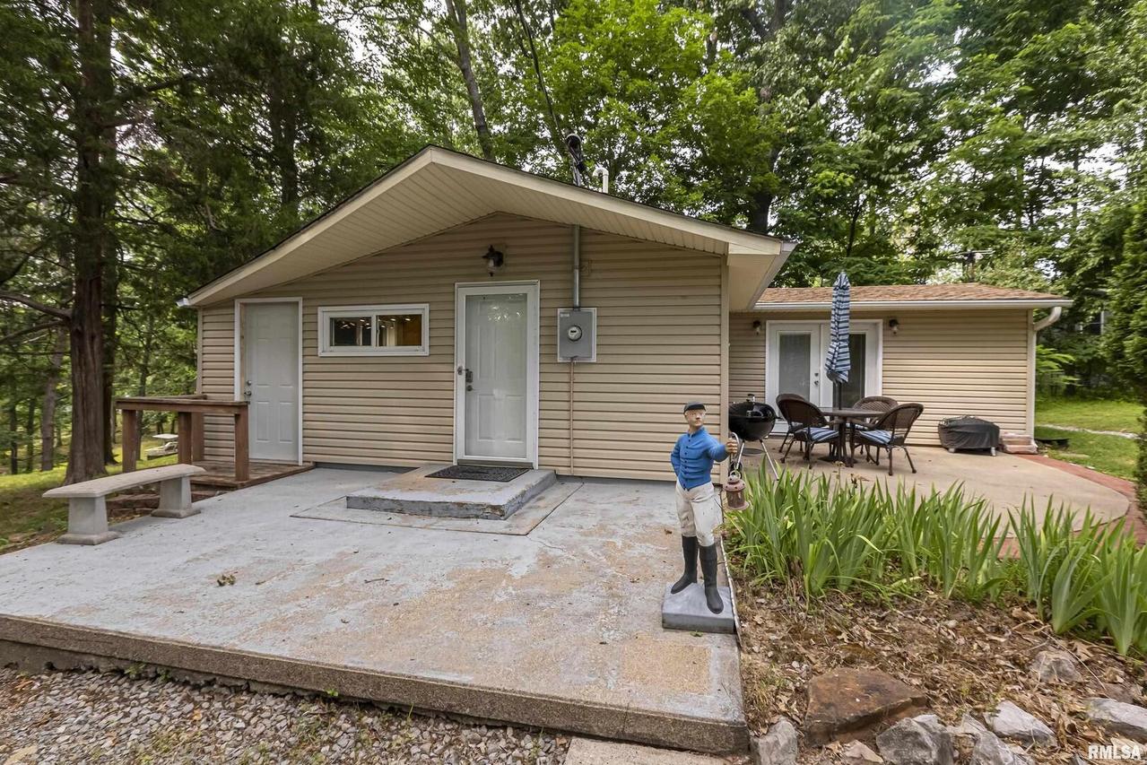 12682 Cheops Way, Creal Springs, IL 62922