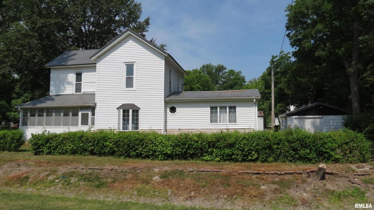 340 E 2nd South St., Tamaroa, IL 62888