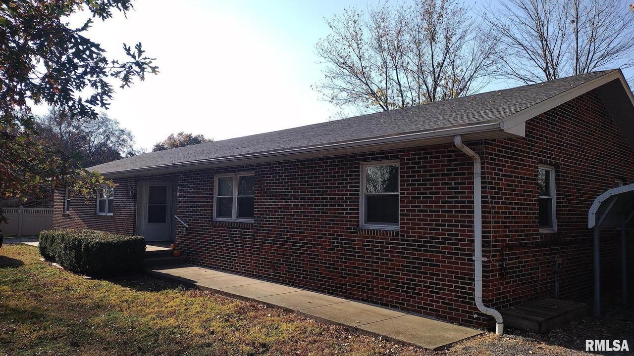 30 & 34 Jacob St., Wolf Lake, IL 62998