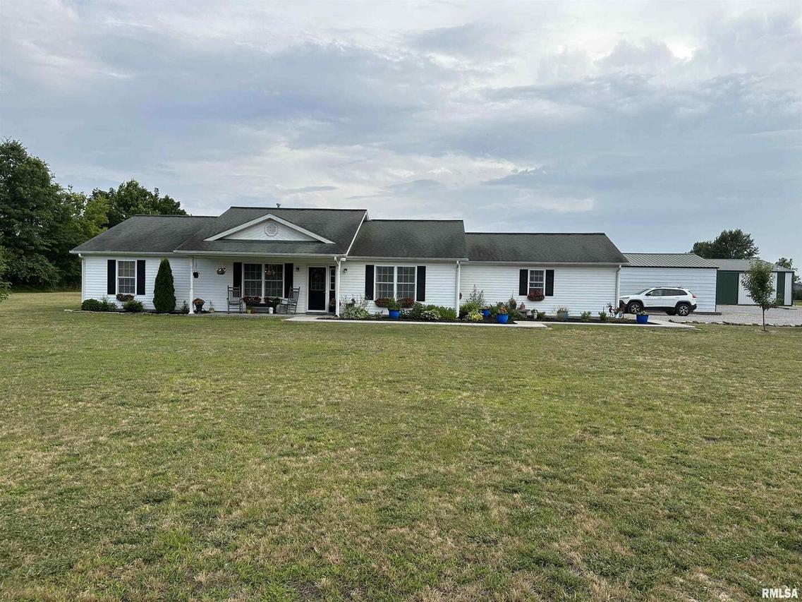 6590 State Route 154 Hwy., Tamaroa, IL 62888