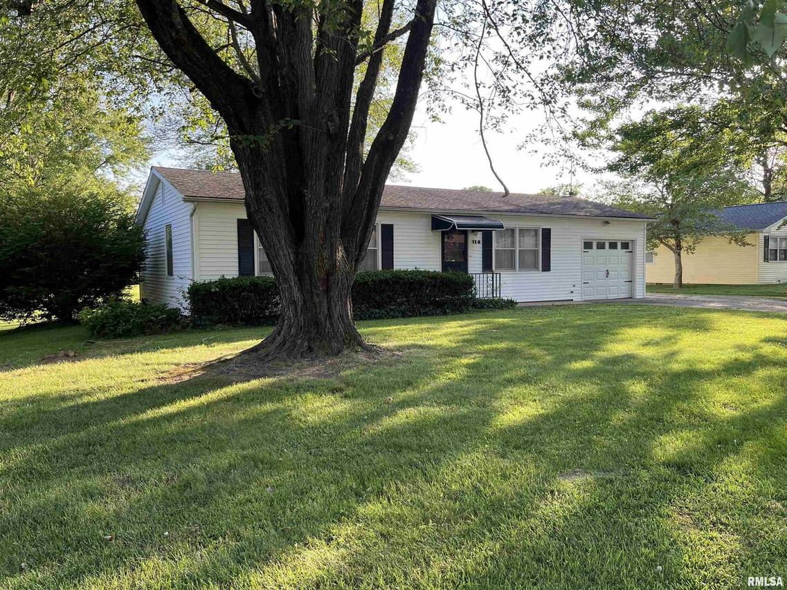 114 Evergreen Dr., Anna, IL