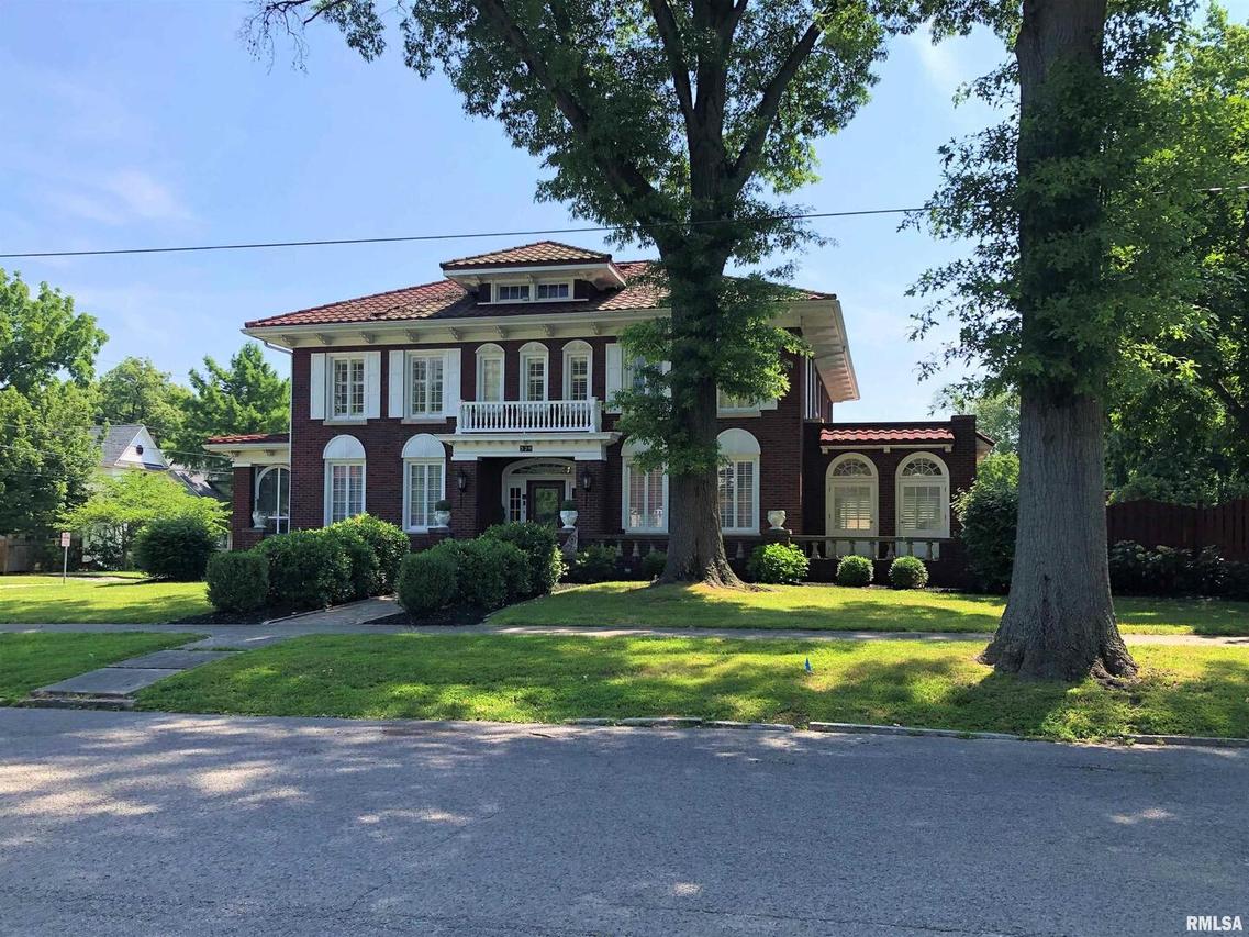 320 N 9th St., Mt Vernon, IL 62864