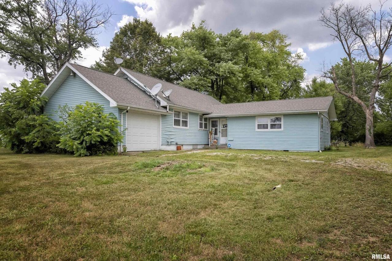 6421 Park Street Rd., Benton, IL 62812