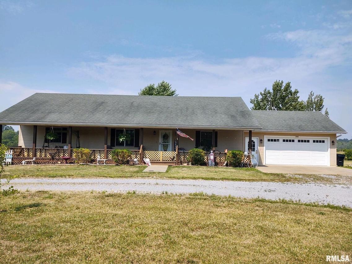 1995 Dutchman Lake Rd., Vienna, IL 62995