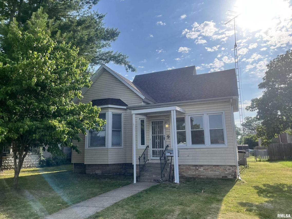 9 S 18th St., Murphysboro, IL 62966