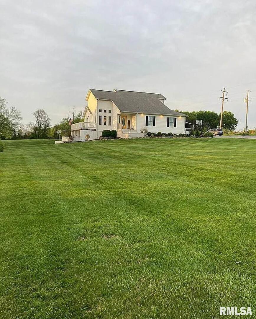 18335 Akin Blacktop, Benton, IL 62812