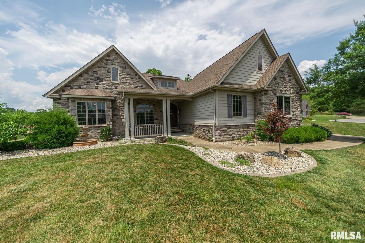 504 David Livingstone Dr., Carterville, IL 62918