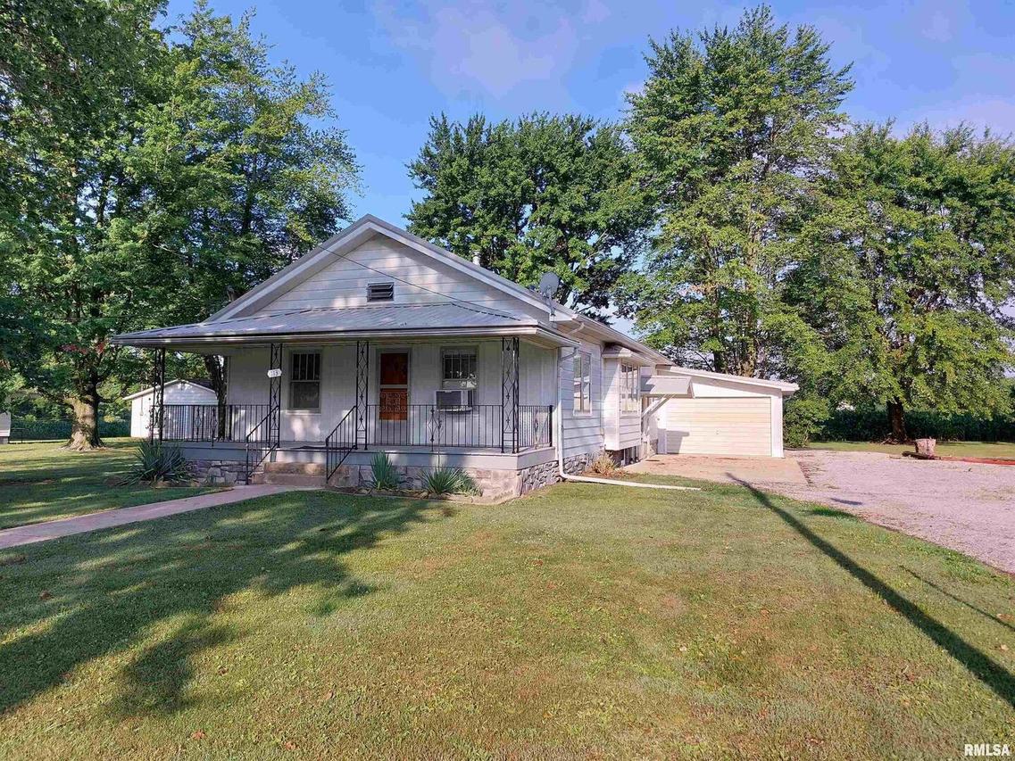113 N Barton Ave., Bluford, IL 62814