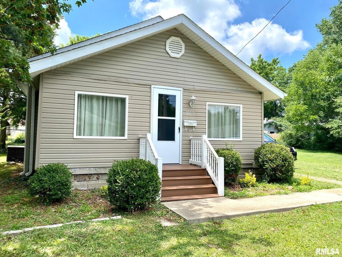 1009 S 22nd St., Mt Vernon, IL 62864