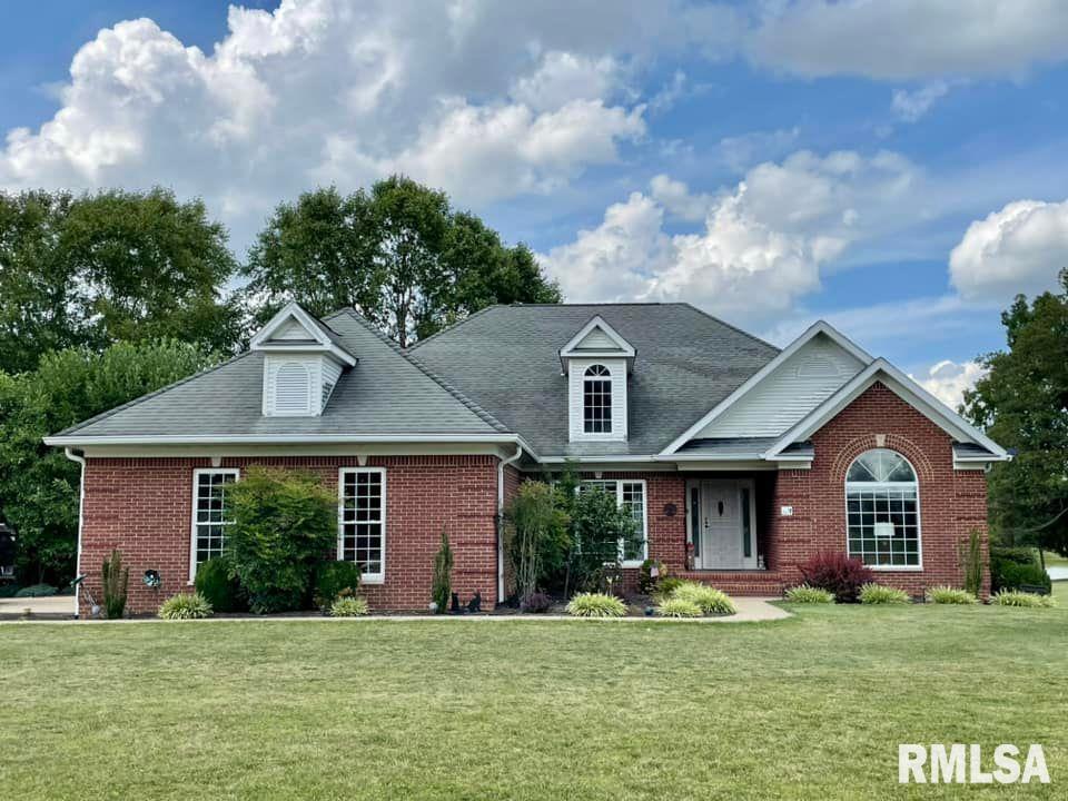 4639 Pinewood Ln., Metropolis, IL 62960