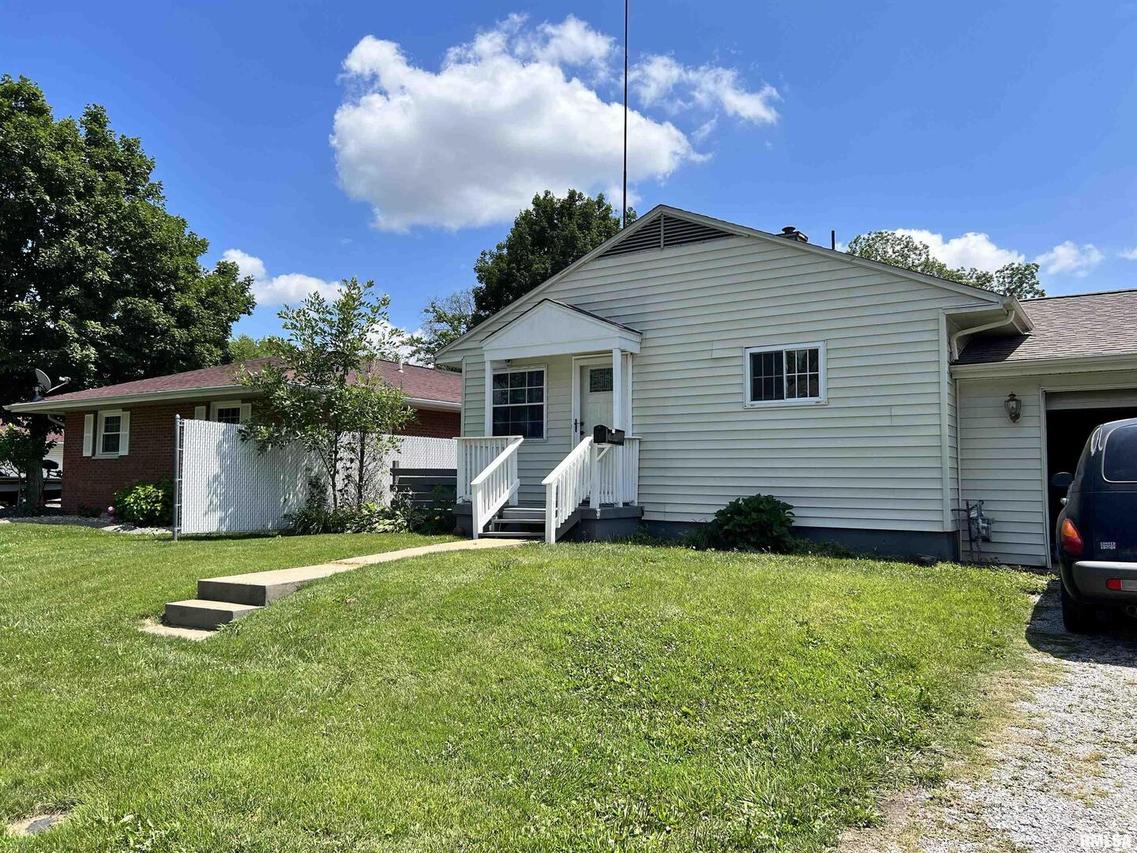 1121 Frazier Ave., Centralia, IL 62801