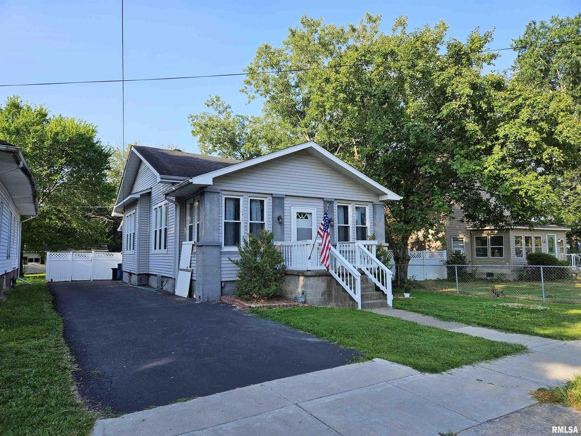 209 W Boulevard St., Marion, IL 62959