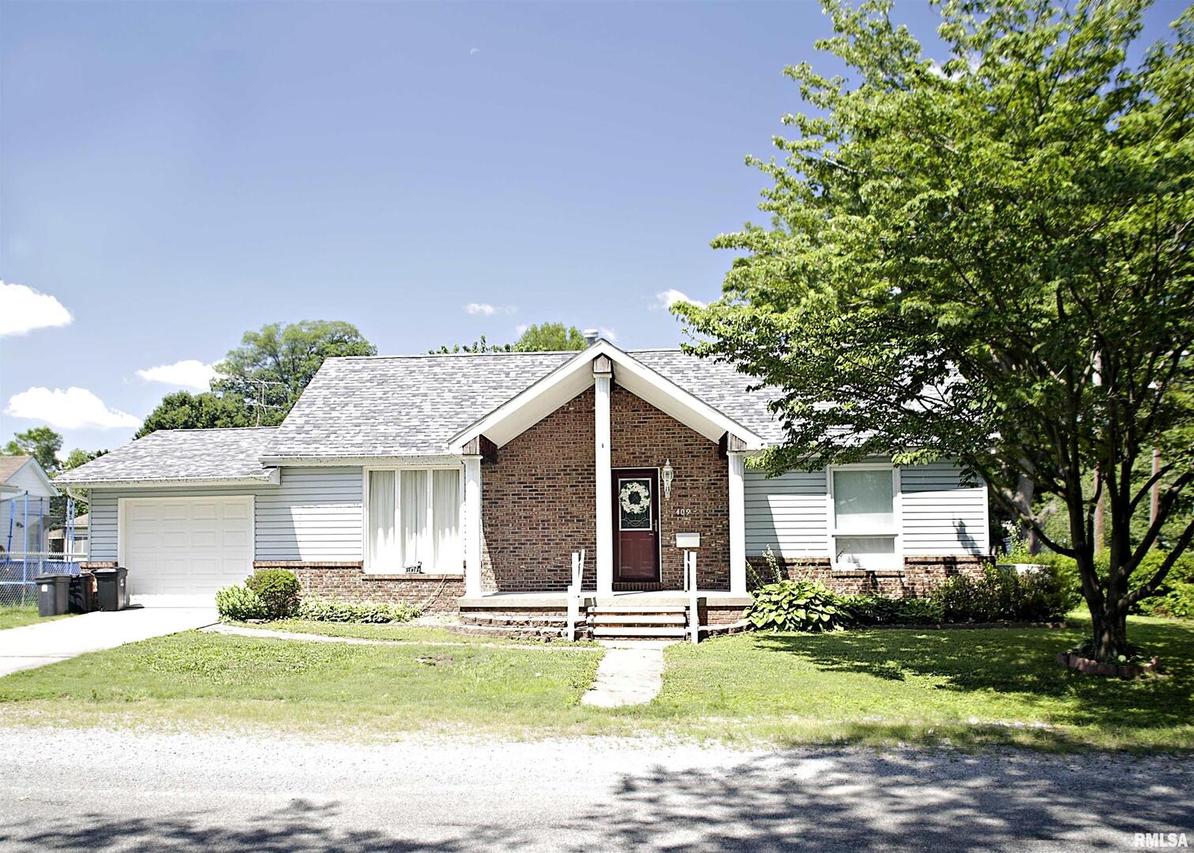 409 S Parkhill St., West Frankfort, IL 62896