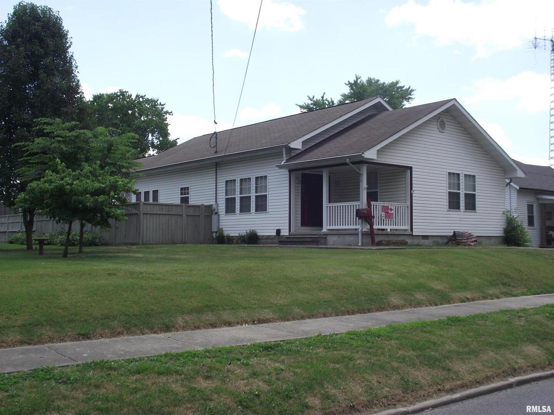 429 E Park St., Duquoin, IL 62832
