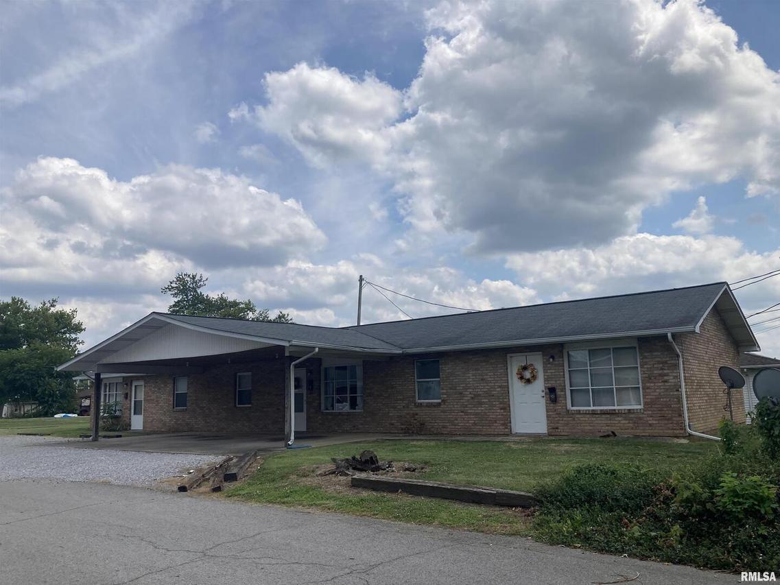 1009 W Lee Ave., Marion, IL 62959