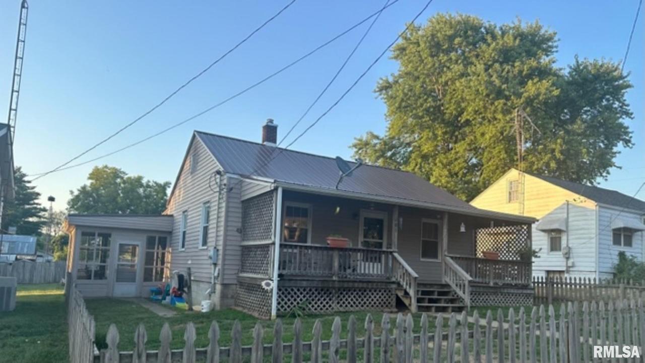 201 E Kaskaskia St., Pinckneyville, IL 62274