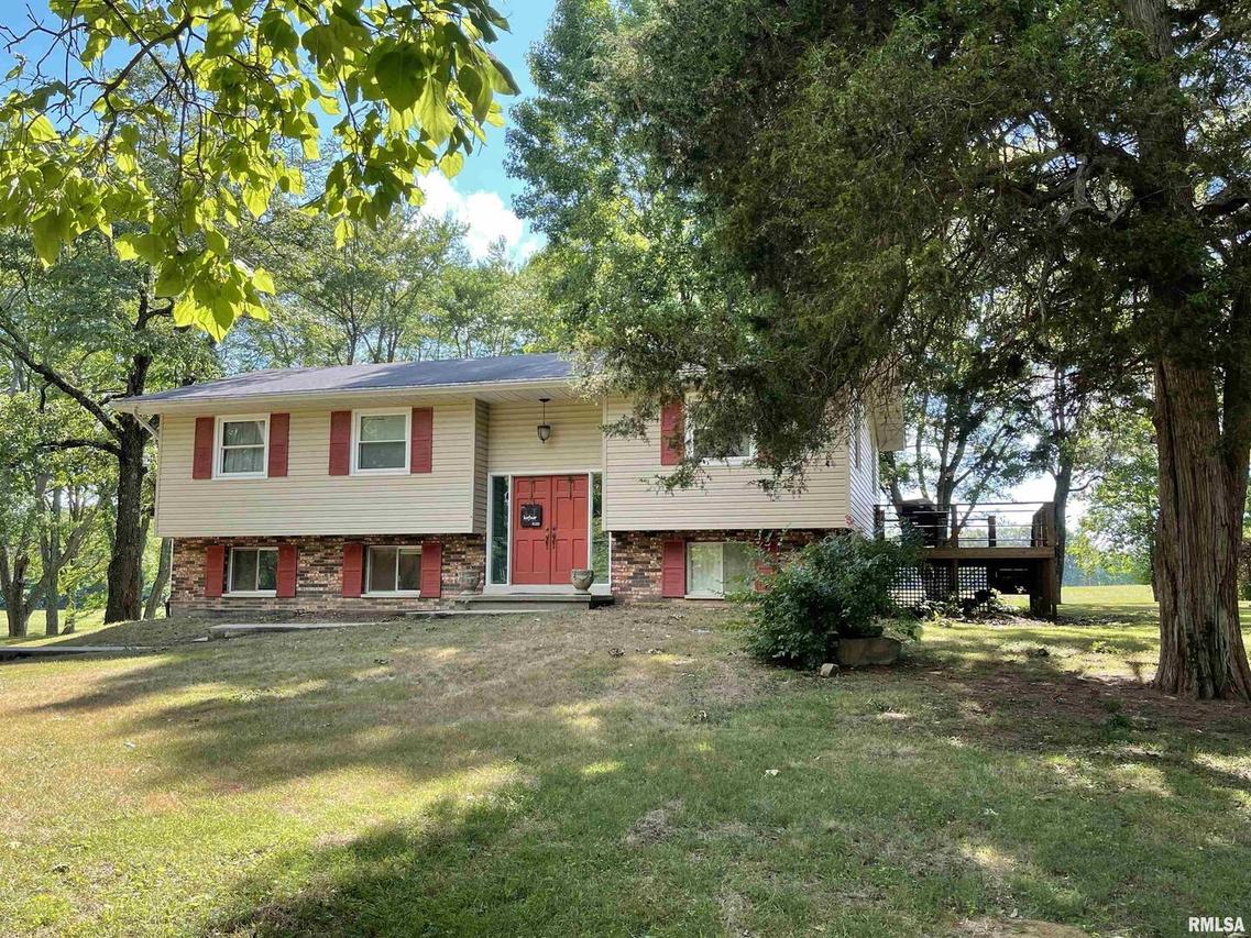 14223 N Two Mile Creek Ln., Mt Vernon, IL 62864