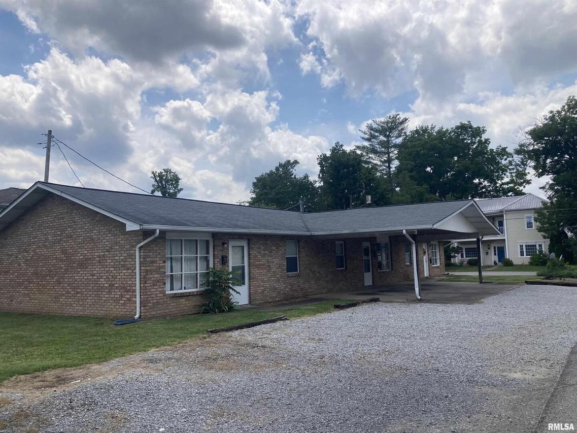 1010 & 1012 W Lee Ave., Marion, IL 62959